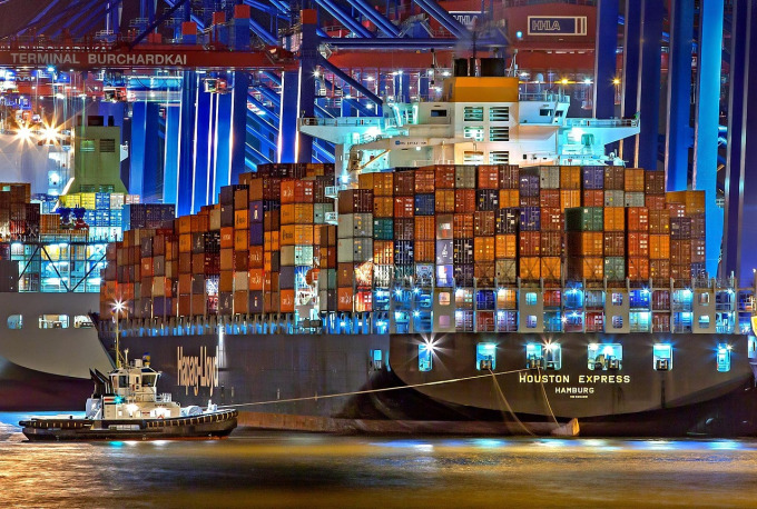 container port logistics